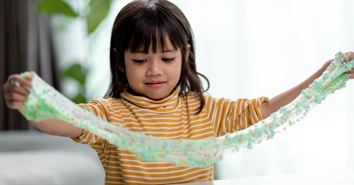 Sensorik-Spiele für Babys: Einfache Ideen für zuhause